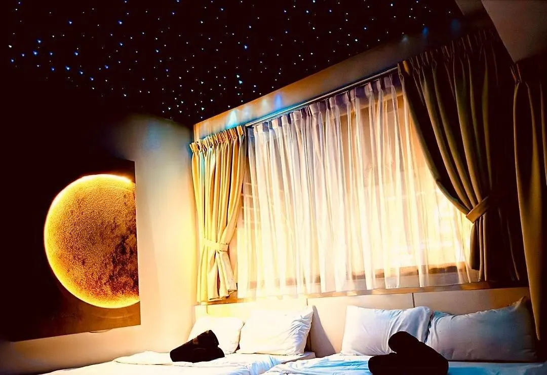 Private Jacuzzi With Outdoor Cinema 7Pax-Jonker Apartment Malacca