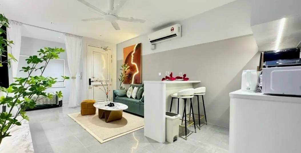 Private Jacuzzi With Outdoor Cinema 7Pax-Jonker Apartment Malacca